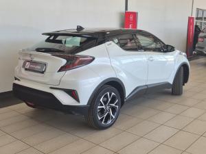 Toyota C-HR 1.2T Luxury - Image 2