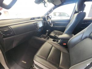 Toyota Hilux 2.8GD-6 double cab Legend manual - Image 7