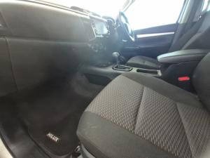 Toyota Hilux 2.4GD-6 double cab Raider auto - Image 7