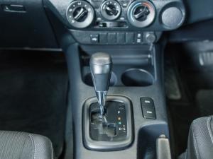 Toyota Hilux 2.4GD-6 double cab Raider auto - Image 9