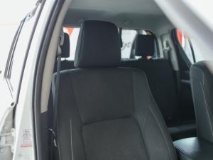 Toyota Hilux 2.4GD-6 double cab Raider auto - Image 11