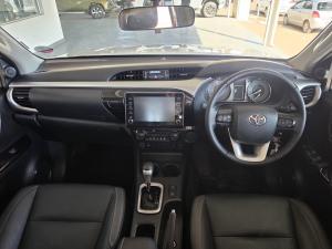 Toyota Hilux 2.8GD-6 double cab Raider auto - Image 6