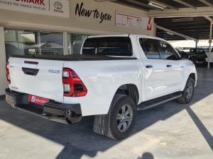 Toyota Hilux 2.8GD-6 double cab Raider auto - Image 2