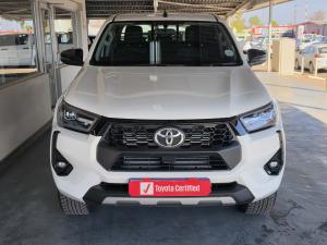 Toyota Hilux 2.8GD-6 double cab Raider auto - Image 4