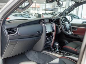 Toyota Fortuner 2.8GD-6 4x4 VX - Image 7