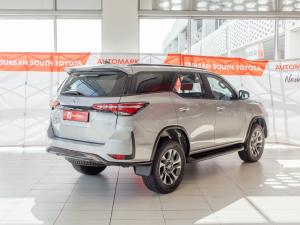 Toyota Fortuner 2.8GD-6 4x4 VX - Image 2