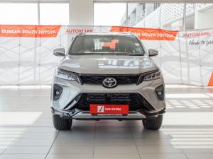 Toyota Fortuner 2.8GD-6 4x4 VX - Image 4