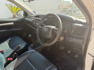 Toyota Hilux 2.4GD single cab S (aircon) - Image 7