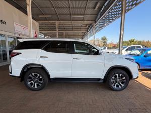 Toyota Fortuner 2.8GD-6 - Image 3