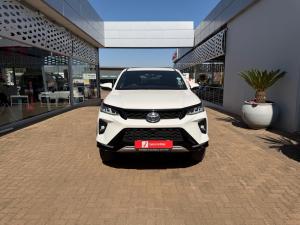 Toyota Fortuner 2.8GD-6 - Image 4