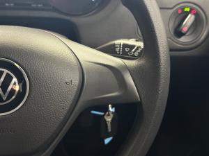 Volkswagen Polo Vivo hatch 1.4 Trendline - Image 10