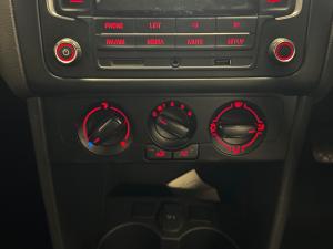 Volkswagen Polo Vivo hatch 1.4 Trendline - Image 13