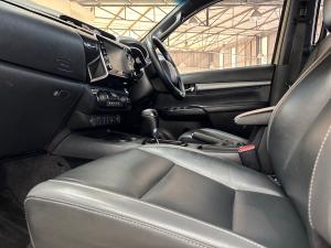 Toyota Hilux 2.8GD-6 double cab 4x4 Legend auto - Image 7