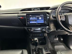Toyota Hilux 2.8GD-6 double cab 4x4 Legend auto - Image 15