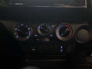 Toyota Hilux 2.4GD-6 Xtra cab Raider auto - Image 16
