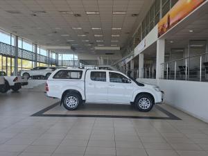 Toyota Hilux 3.0D-4D double cab 4x4 Raider Dakar edition - Image 3