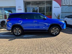 Toyota Fortuner 2.4GD-6 4x4 - Image 3