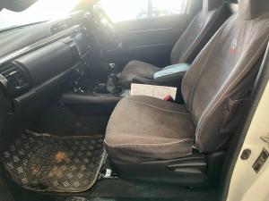 Toyota Hilux 2.8GD-6 Raider - Image 7