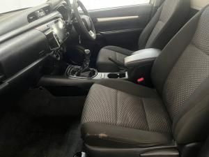Toyota Hilux 2.4GD-6 single cab Raider manual - Image 7