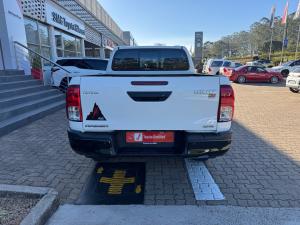 Toyota Hilux 2.4GD-6 double cab 4x4 Raider auto - Image 5