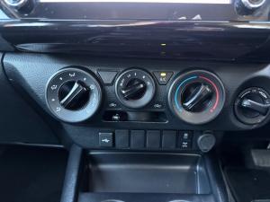 Toyota Hilux 2.4GD-6 double cab 4x4 Raider auto - Image 15