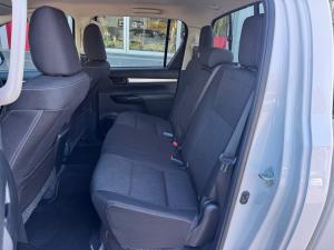 Toyota Hilux 2.4GD-6 double cab 4x4 Raider auto - Image 17