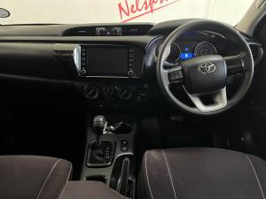 Toyota Hilux 2.4GD-6 double cab 4x4 SRX auto - Image 6