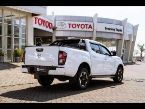 Nissan Navara 2.5DDTi double cab LE Plus - Image 2