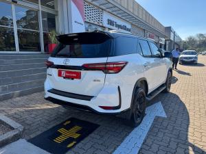 Toyota Fortuner 2.4GD-6 4x4 - Image 2
