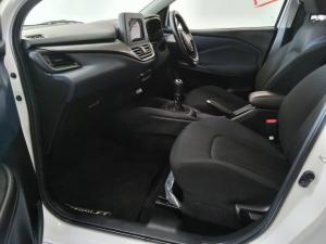 Toyota Starlet 1.5 XS manual - Image 7