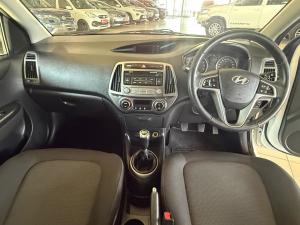 Hyundai i20 1.4 Glide - Image 6
