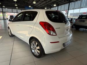 Hyundai i20 1.4 Glide - Image 15