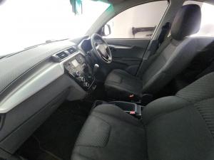 Mahindra KUV 100 1.2 K6+ NXT - Image 7