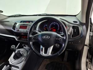 Kia Sportage 2.0CRDi - Image 11