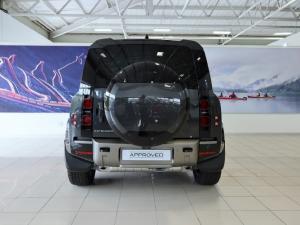 Land Rover Defender 110 D350 X-Dynamic HSE - Image 10