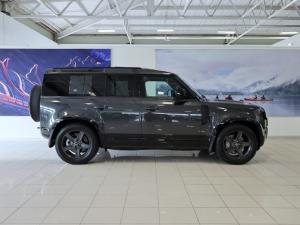 Land Rover Defender 110 D350 X-Dynamic HSE - Image 7