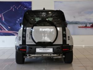 Land Rover Defender 110 D350 X-Dynamic HSE - Image 11