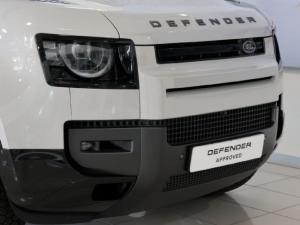 Land Rover Defender 110 D350 X-Dynamic HSE - Image 4