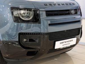 Land Rover Defender 110 D350 X-Dynamic HSE - Image 4