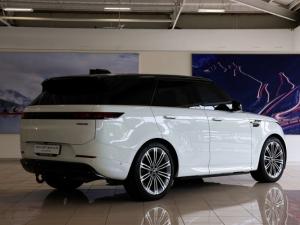 Land Rover Range Rover Sport D350 Dynamic S - Image 10