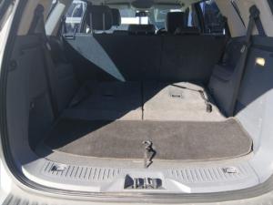 Ford Everest 2.2TDCi XLT - Image 9