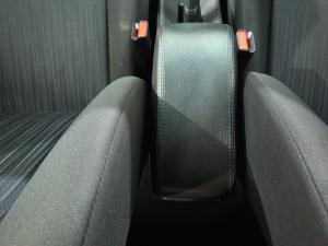 Toyota Starlet 1.5 XS auto - Image 13