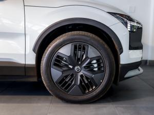Volvo EX30 Cross Country Twin Motor Performance Ultra - Image 11