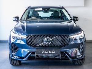 Volvo XC60 B5 AWD Plus Dark - Image 2