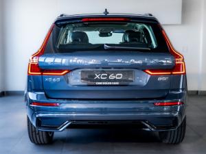 Volvo XC60 B5 AWD Plus Dark - Image 5