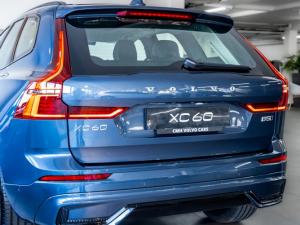 Volvo XC60 B5 AWD Plus Dark - Image 6