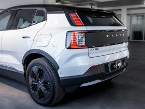 Volvo EX30 Cross Country Twin Motor Performance Ultra - Image 14