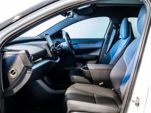 Volvo EX30 Cross Country Twin Motor Performance Ultra - Image 21