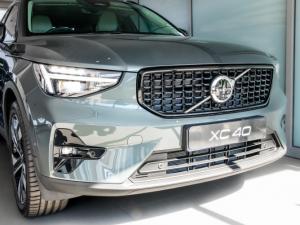 Volvo XC40 B4 Plus Dark - Image 13