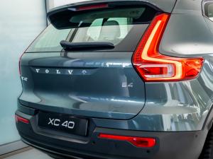 Volvo XC40 B4 Plus Dark - Image 19